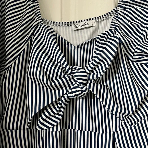 Women’s Maternity Stripe Knee Length Dress Size Large - Picture 3 of 7